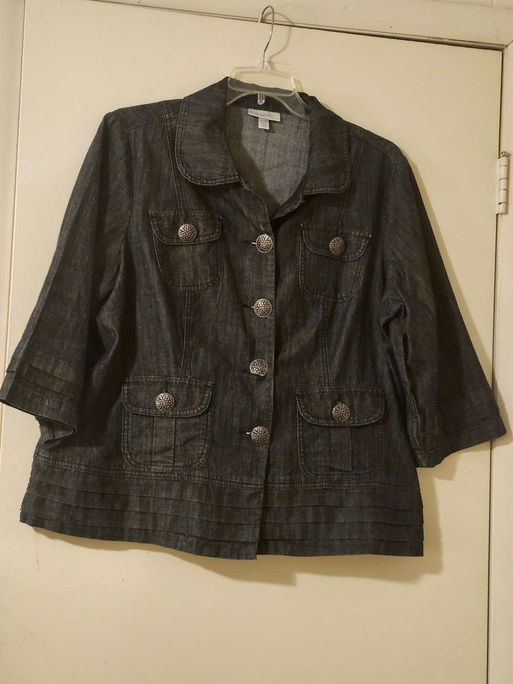 dressbarn Dark Wash Blue Denim Concho Button-Front Pi Tuck Hem Jacket 18/20